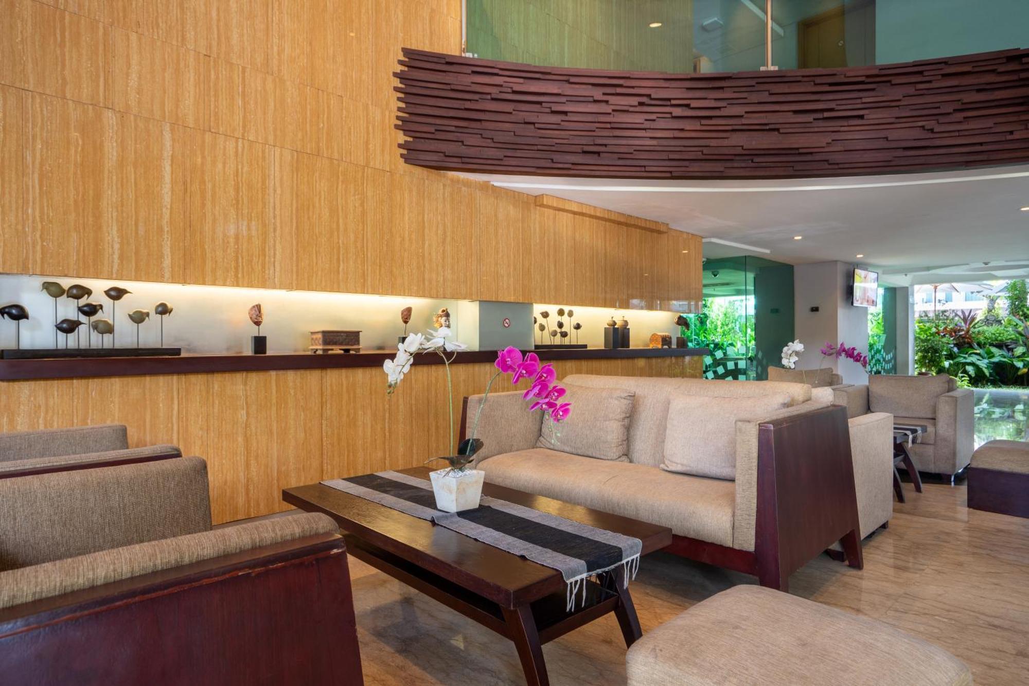 Hotel Bintang Kuta 4*